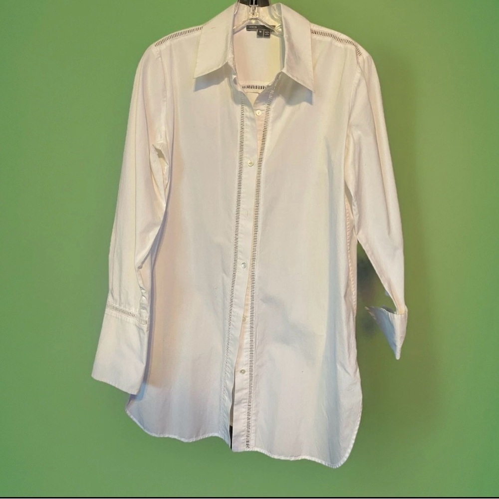 Vince White 100% Cotton Button Down Shirt Med Embroidered Trim Breathable Blouse - Picture 2 of 8